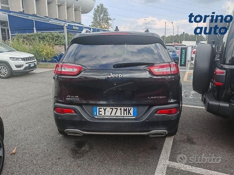 Usata Jeep Cherokee Limited 170 CV (125 kW) 2015 Nero SUV