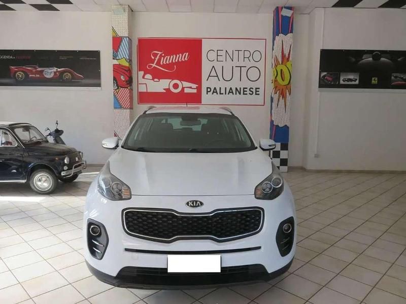 Bianco Usata 2016 Kia Sportage SUV | 11.500 € (Buon prezzo) - Immagine 1/4