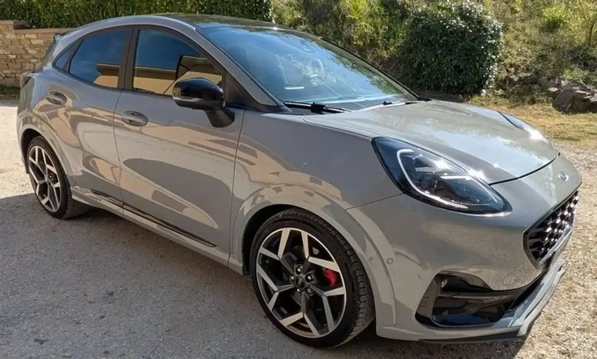 Usata Ford Puma ST 200 CV (147 kW) 2023 Grigio SUV