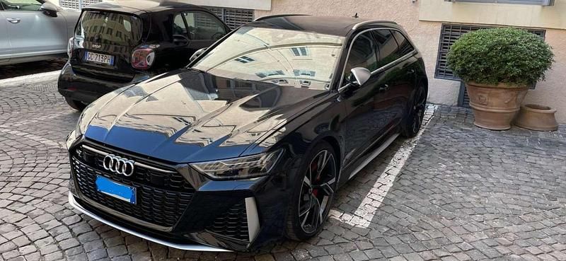 Usata Audi RS6 33 CV (24 kW) 2021 Nero Station wagon