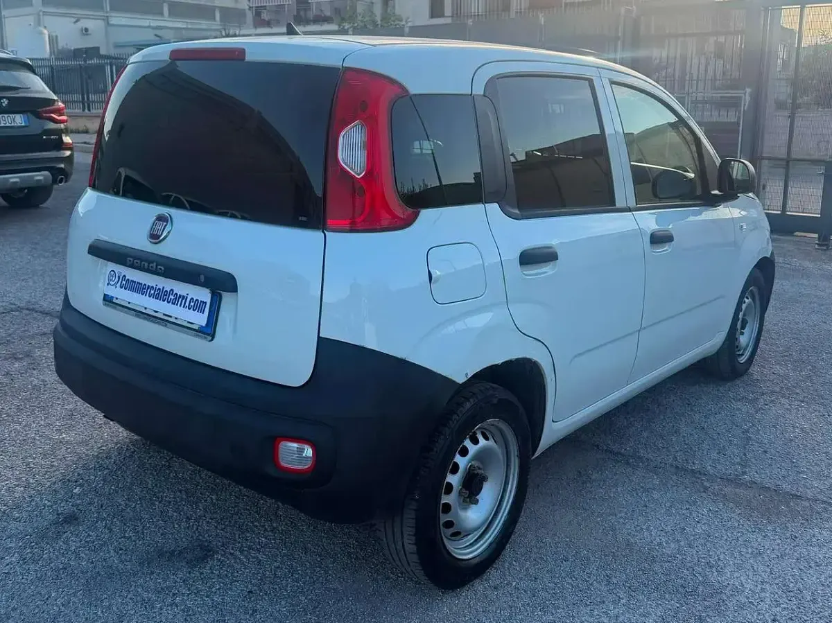 Usata Fiat Panda Pop 69 CV (50 kW) 2019 Bianco Utilitaria