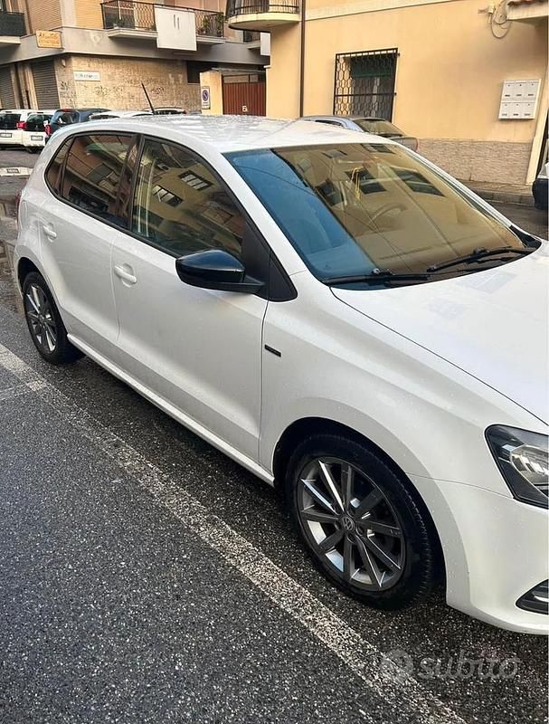 Usata VW Polo 85 CV (62 kW) 2014 Bianco Berlina