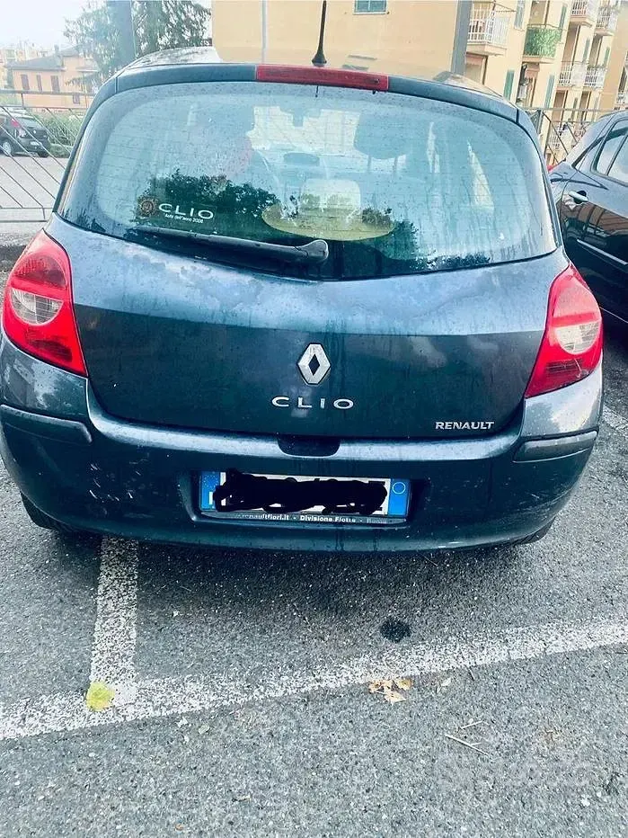 Usata Renault Clio 105 CV (77 kW) 2006 Nero Utilitaria