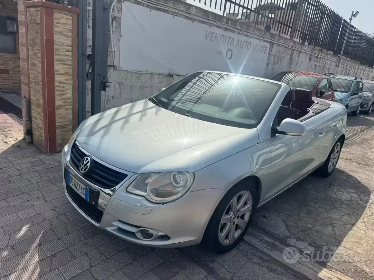 Usata VW Eos 140 CV (102 kW) 2007 Grigio Cabrio