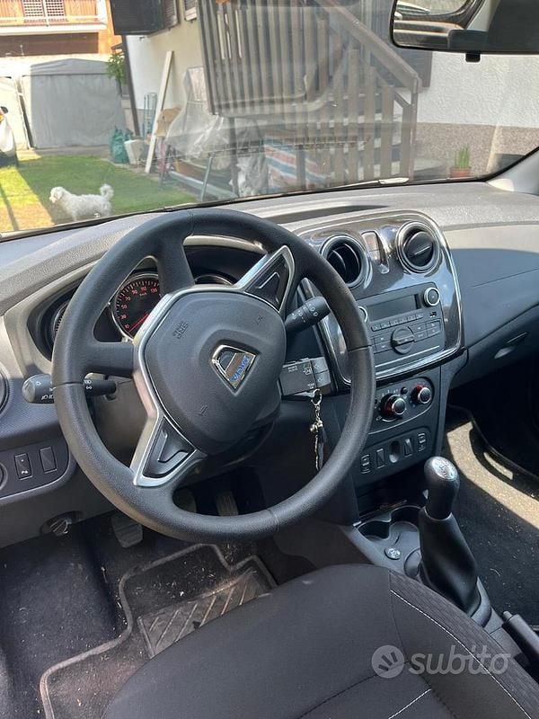 Usata Dacia Sandero 100 CV (73 kW) 2020 Marrone Berlina