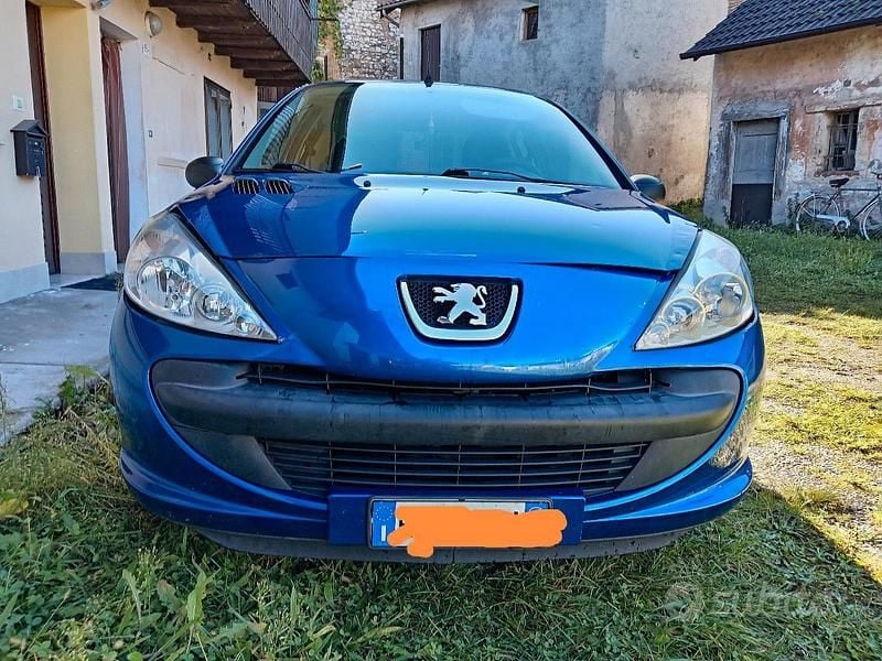 Usata Peugeot 206 60 CV (44 kW) 2011 Berlina