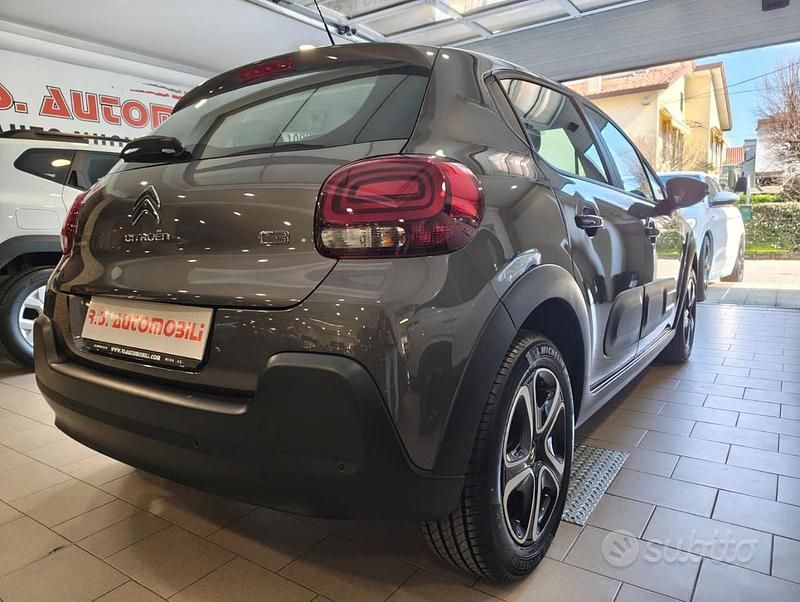 Usata Citroën C3 PureTech 83 CV (61 kW) 2024 Grigio Berlina