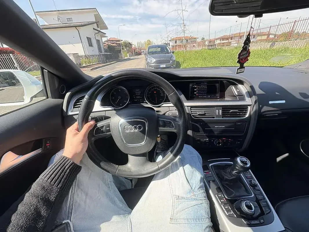 Usata Audi A5 Ambiente 170 CV (125 kW) 2010 Bianco Coupé