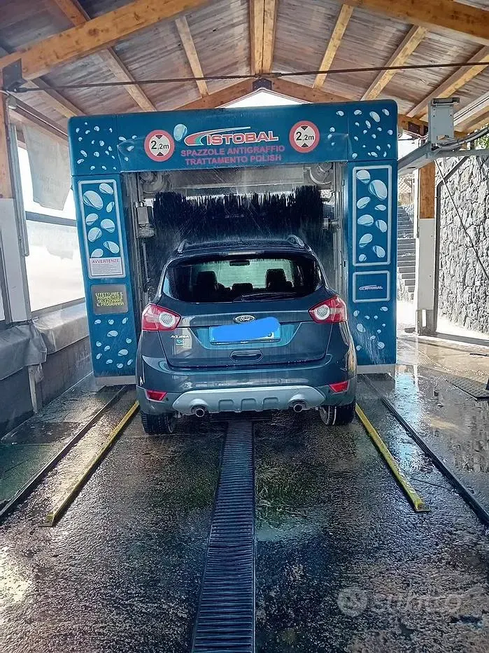 Usata Ford Kuga 163 CV (119 kW) 2012 SUV