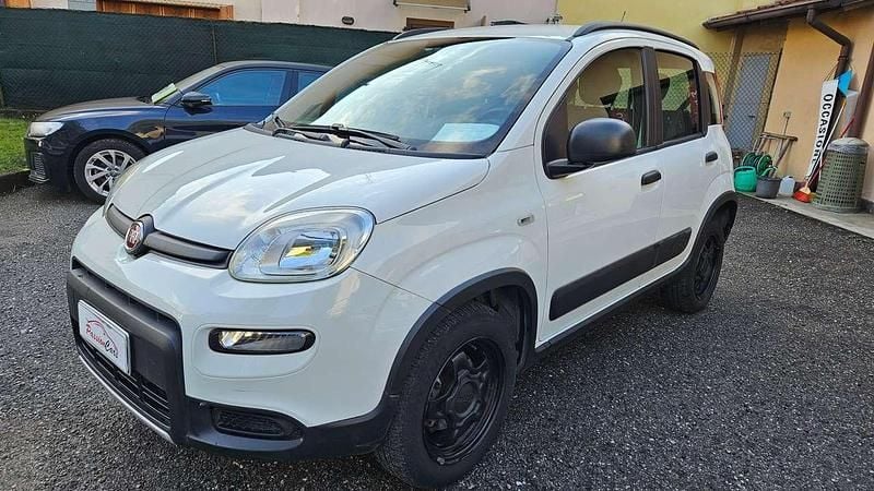 Bianco Usata 2019 Fiat Panda 4x4 Due volumi | 10.990 € (Buon prezzo) - Immagine 1/4