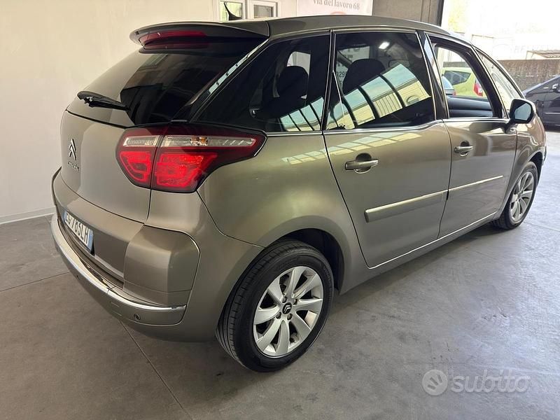Occasion Citroën C4 Picasso Exclusive 112 ch (82 kW) 2011 Marron Monospace
