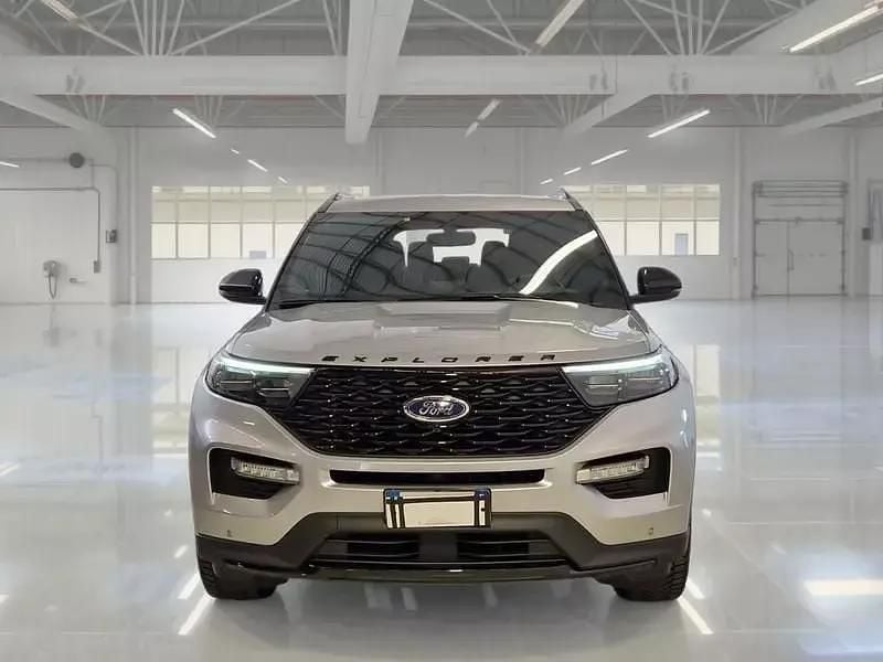 Usata Ford Explorer ST-Line 363 CV (266 kW) 2022 Grigio SUV