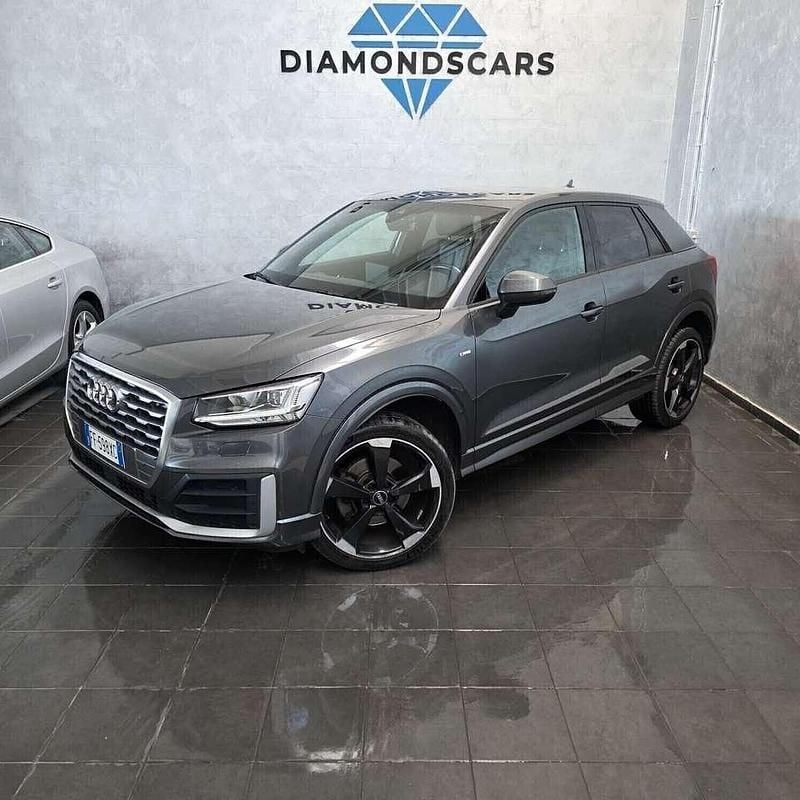 Grigio Usata 2016 Audi Q2 S-Line SUV | 19.900 € (Buon prezzo) - Immagine 1/4
