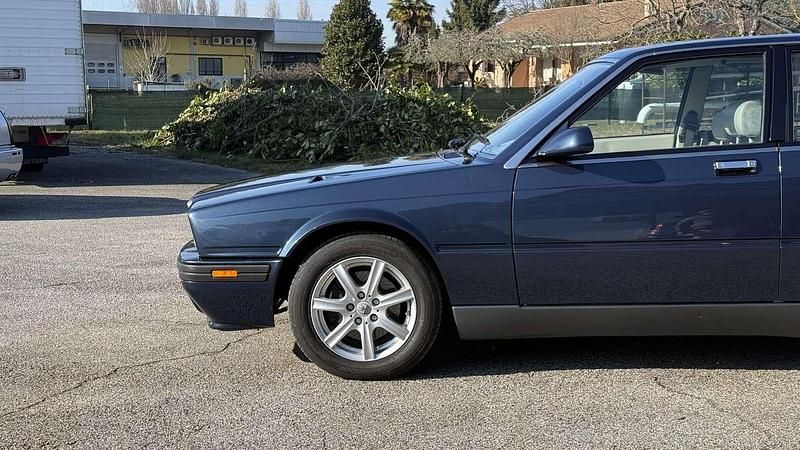 Usata Maserati Biturbo 223 CV (164 kW) 1988 Blu/azzurro Berlina