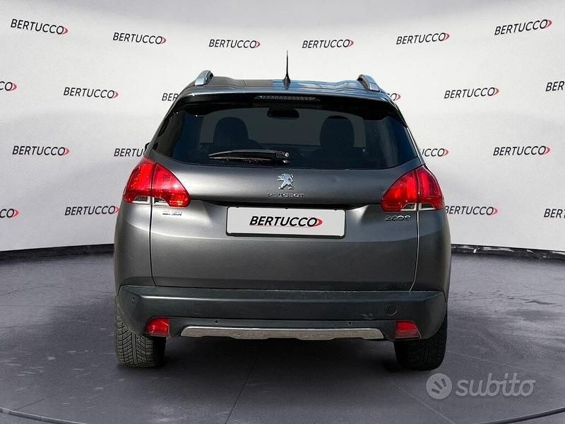 Usata Peugeot 2008 99 CV (72 kW) 2016 Grigio SUV