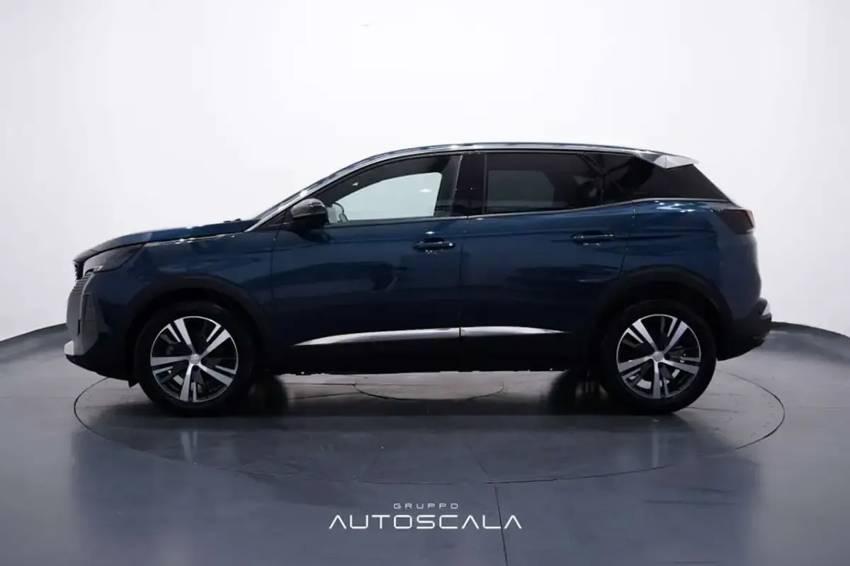 Usata Peugeot 3008 Allure 131 CV (96 kW) 2023 Blu celebes SUV