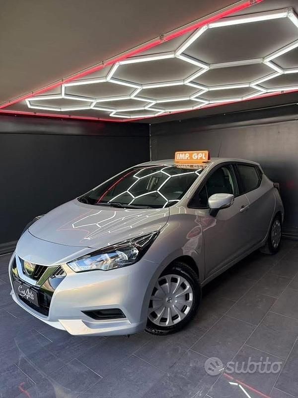 Usata Nissan Micra 92 CV (67 kW) 2021 Grigio Utilitaria
