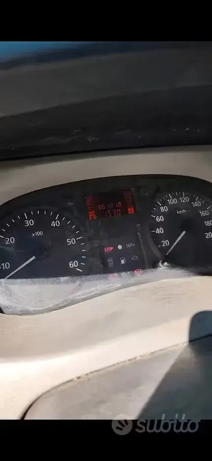 Usata Nissan Primastar 100 CV (73 kW) 2005 Monovolume