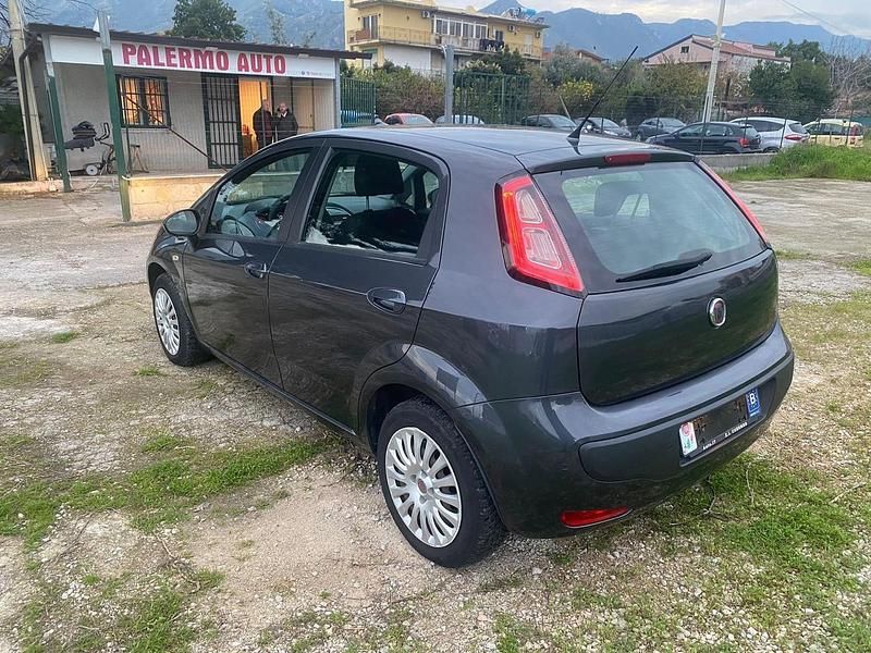 Usata Fiat Punto Evo Dynamic 75 CV (55 kW) 2010 Grigio Utilitaria
