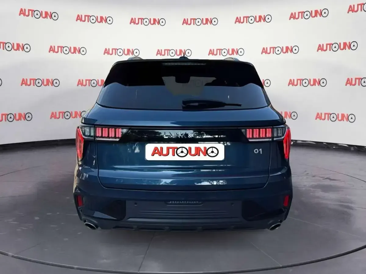 Usata Lynk & Co 01 261 CV (191 kW) 2023 Blu/azzurro SUV