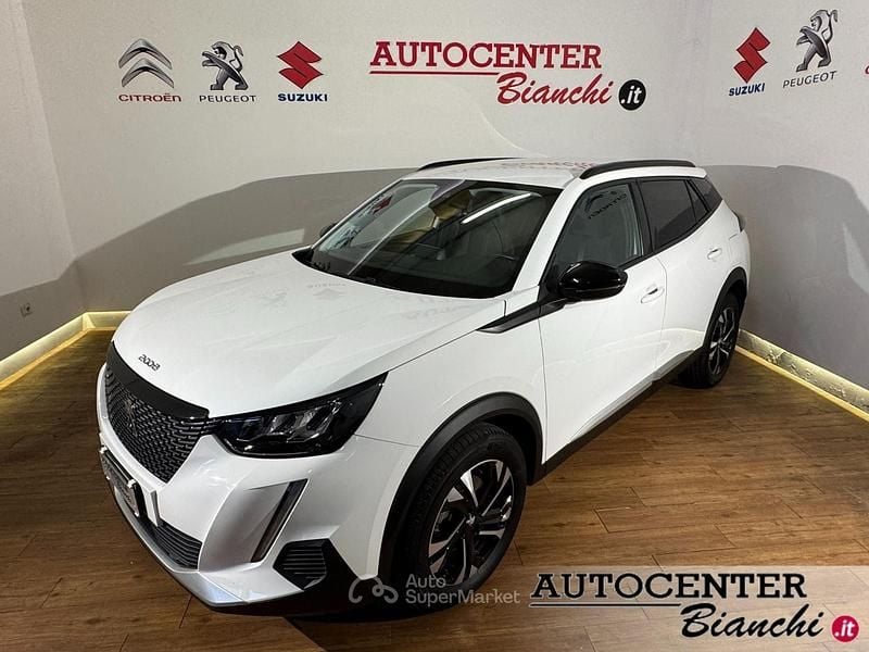 Usata Peugeot 2008 Allure 131 CV (96 kW) 2022 Bianco SUV