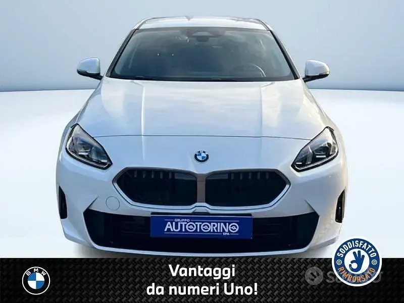 Usata BMW 118 Comfort Edition 150 CV (110 kW) 2025 Bianco Utilitaria