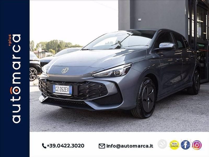 Grigio Nuova 2025 MG MG3 Due volumi | 16.490 € (Buon prezzo) - Immagine 1/4