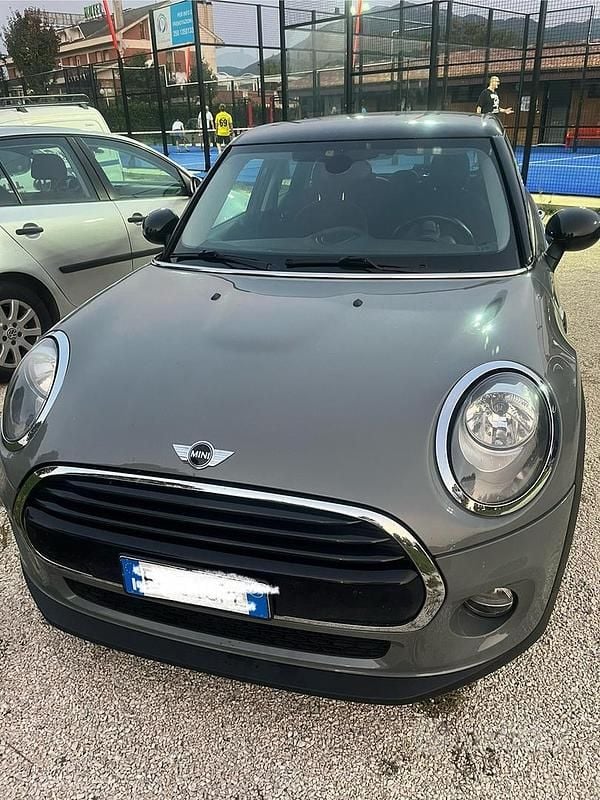 Usata Mini Cooper D Business 2016 Grigio Utilitaria