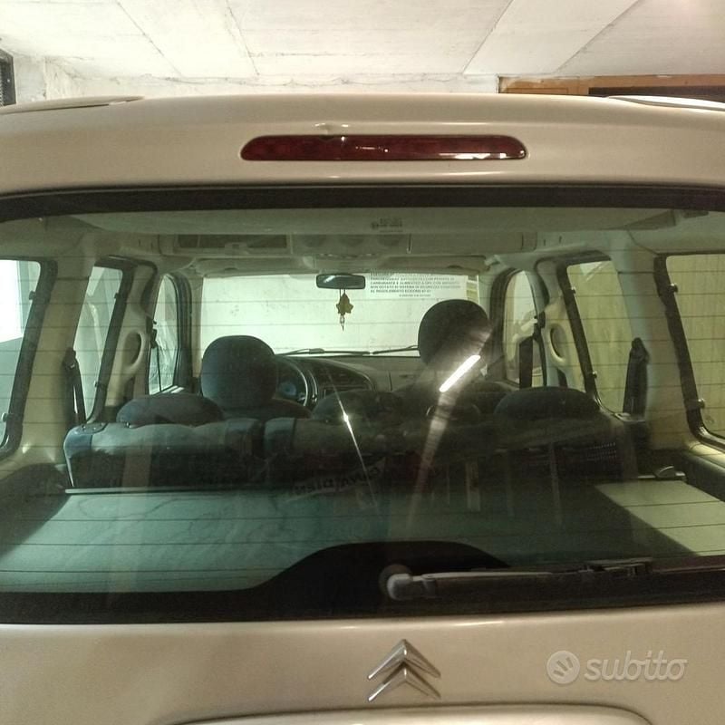 Usata Citroën Berlingo 75 CV (55 kW) 2002 Grigio Monovolume