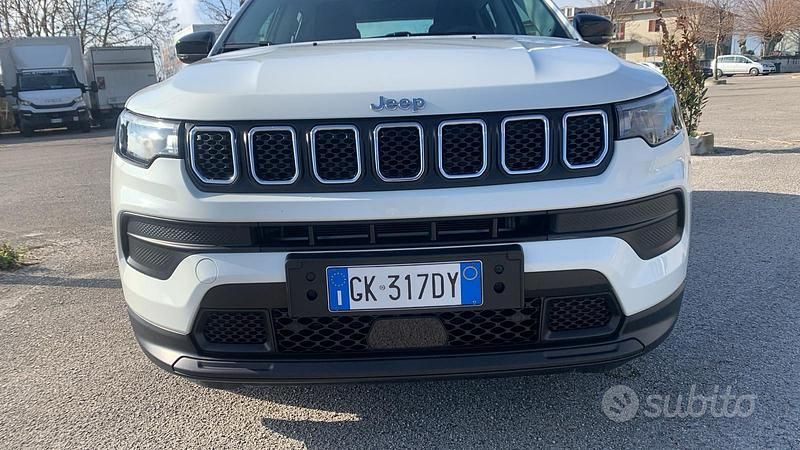 Usata Jeep Compass Longitude 131 CV (96 kW) 2022 Bianco SUV