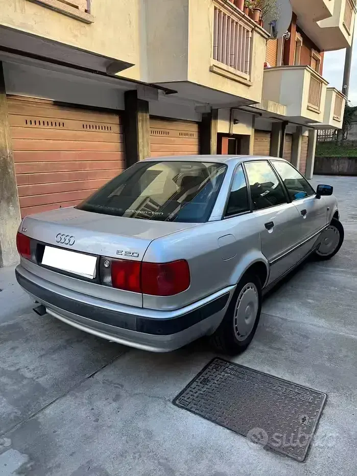 Usata Audi 80 116 CV (85 kW) 1992 Grigio Berlina