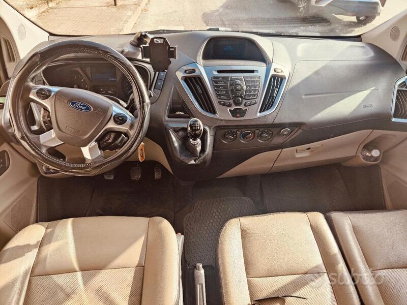 Usato 2014 Ford Tourneo Custom 2.2 Diesel 125 CV (15.500 €)