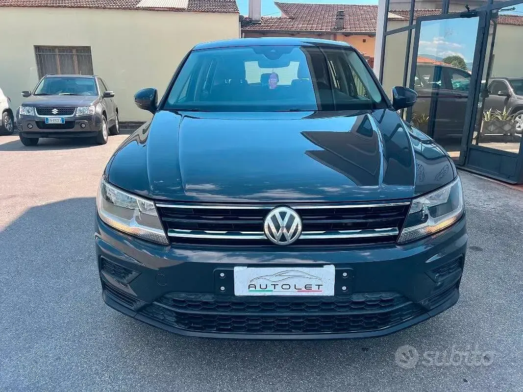 Usata VW Tiguan Business 116 CV (85 kW) 2018 Grigio SUV