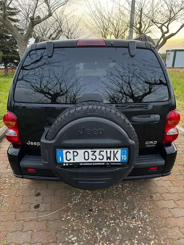 Usata Jeep Cherokee Limited 150 CV (110 kW) 2004 Nero SUV