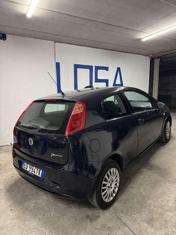 Usata Fiat Grande Punto Active 65 CV (47 kW) 2009 Other Utilitaria