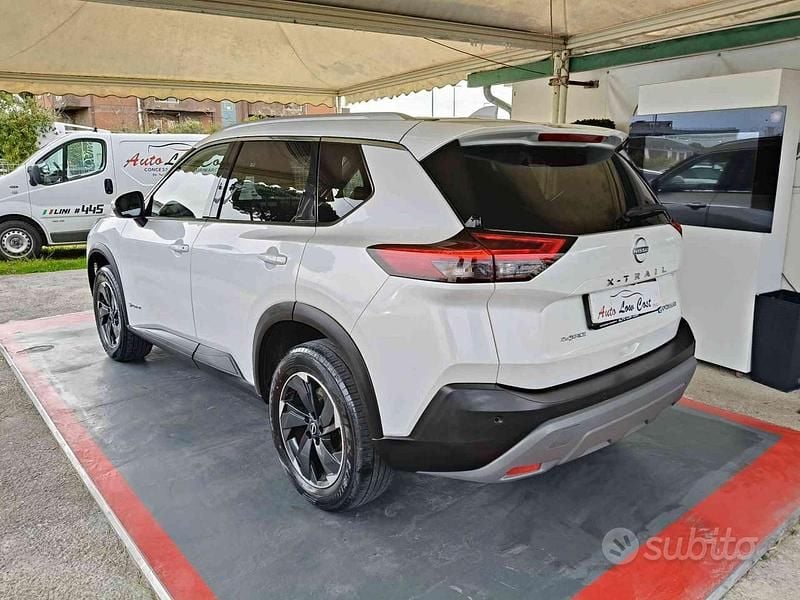 Usata Nissan X-Trail N-Connecta 213 CV (156 kW) 2025 Bianco SUV