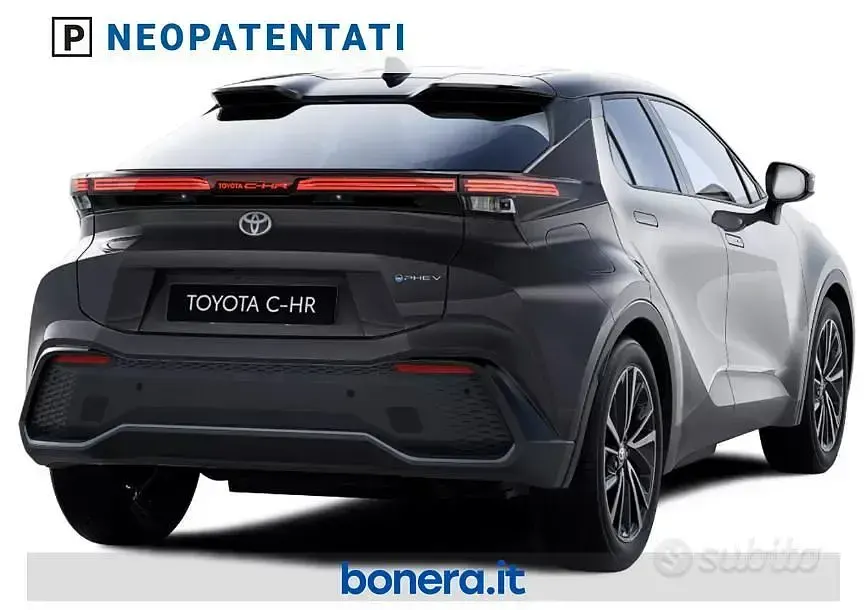 Nuova Toyota C-HR Lounge 140 CV (102 kW) 2026 Grigio SUV