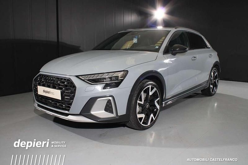Usata Audi A3 Ambiente 150 CV (110 kW) 2024 Grigio Utilitaria