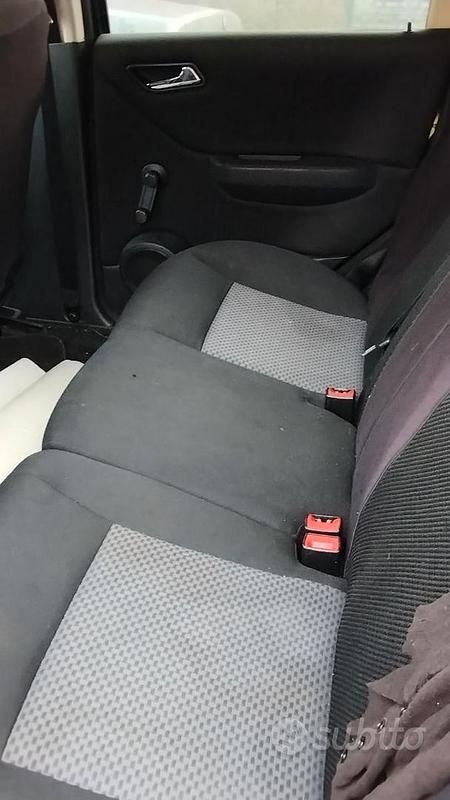 Usata Mercedes A160 82 CV (60 kW) 2007 Nero Utilitaria