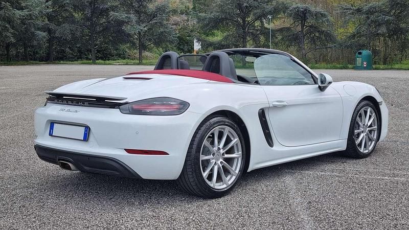 Usata Porsche 718 300 CV (220 kW) 2021 Bianco Cabrio