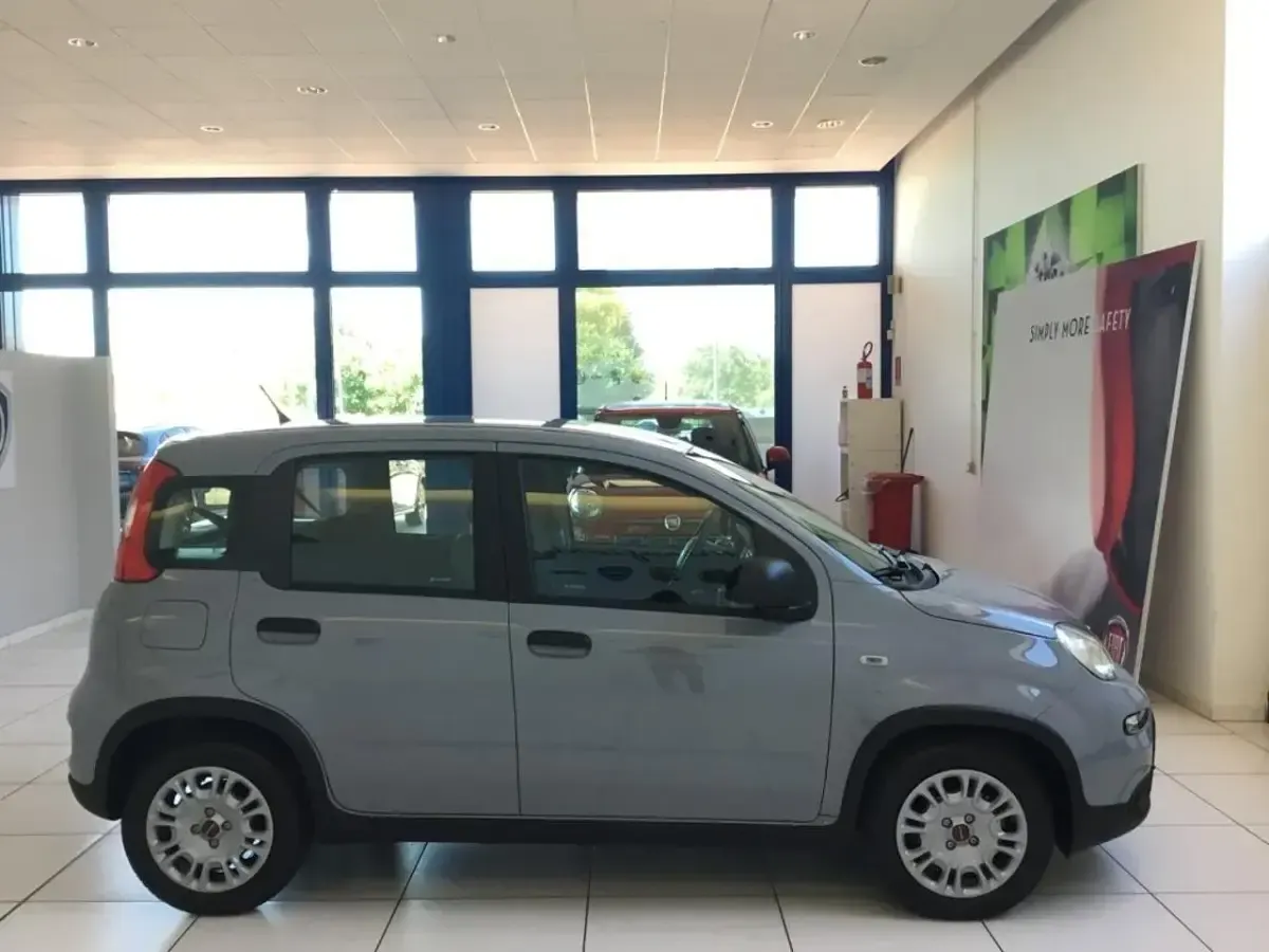 Usata Fiat Panda S 70 CV (51 kW) 2023 Grigio Utilitaria