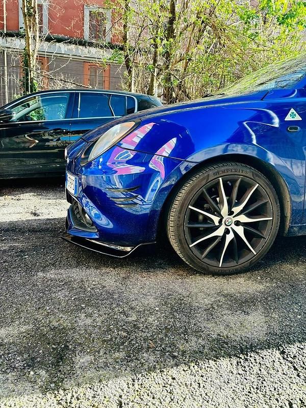 Usata Alfa Romeo MiTo 77 CV (56 kW) 2017 Blu Utilitaria