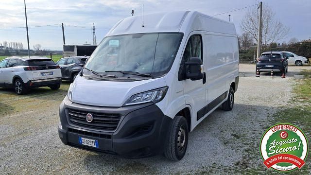 Usata Fiat Ducato 33 140 CV (102 kW) 2021 Bianco Furgone