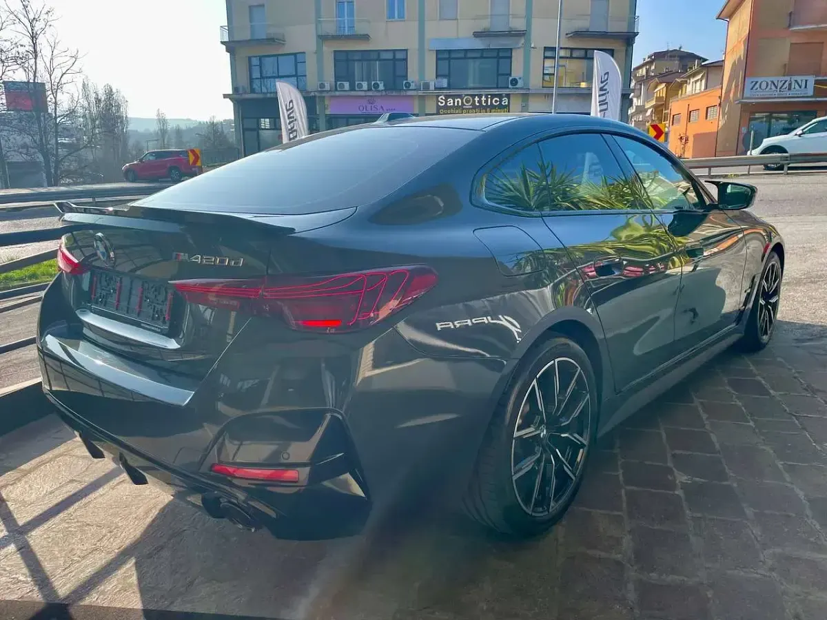 Usata BMW 420 M Sport 190 CV (139 kW) 2025 Dravit grey Coupé