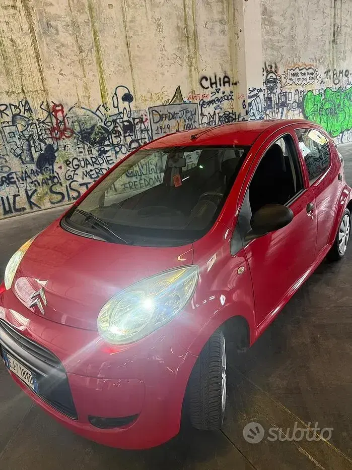 Usata Citroën C1 68 CV (50 kW) 2011 Rosso Utilitaria