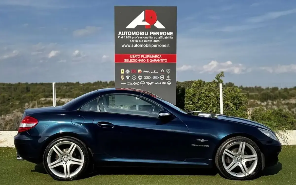 Usata Mercedes SLK200 2LOOK Edition 163 CV (119 kW) 2006 Blu Cabrio