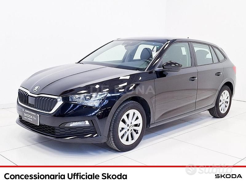 Nero tulipano Usata 2023 Skoda Scala Ambition Due volumi | 14.800 € (Ottimo prezzo) - Immagine 1/4