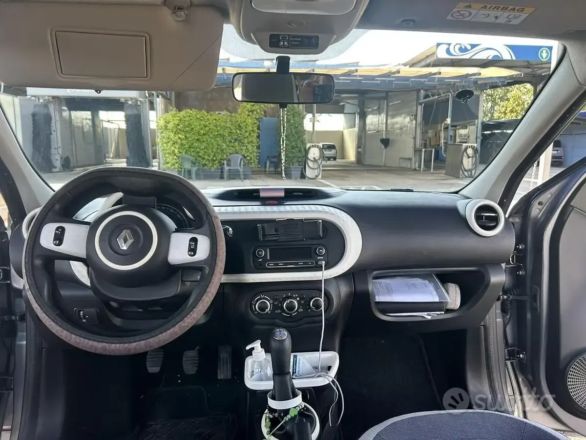 Usata Renault Twingo 69 CV (50 kW) 2019 Grigio Utilitaria