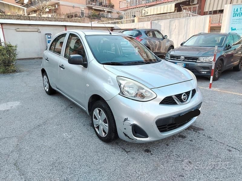 Usata Nissan Micra Tekna 80 CV (58 kW) 2014 Grigio Utilitaria