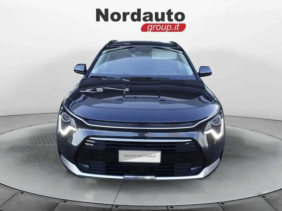 Usata Kia Niro Style 140 CV (102 kW) 2023 Grigio SUV